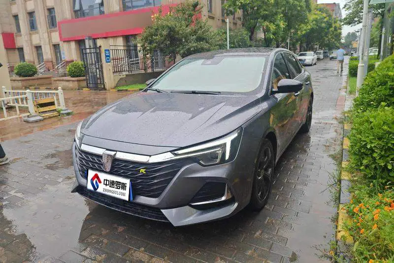 Roewe i6 MAX 2020 300TGI Automatic Cool Skylight Intelligent Driving Supreme Edition