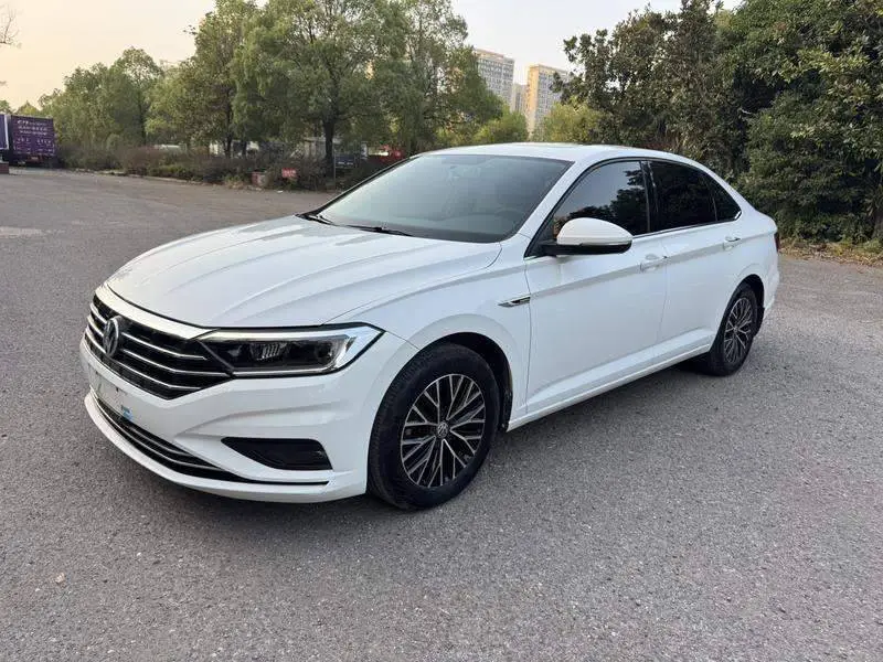 Sagitar 2020 200TSI DSG Comfort National VI