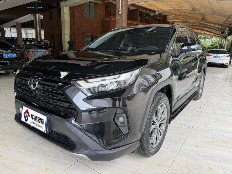 RAV4 Rongfang 2023 2.0L CVT 2WD Fashion Plus Edition