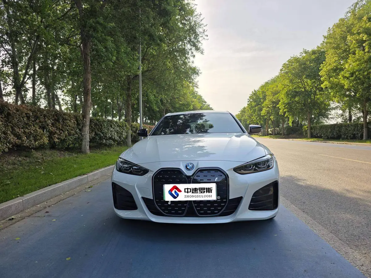 BMW i4 2022 eDrive40