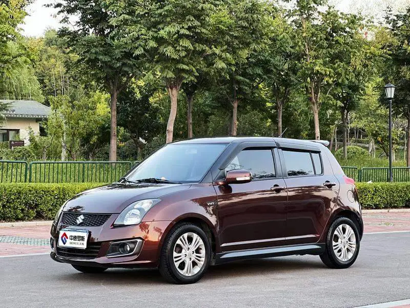 Swift 2015 1.5L Automatic Limited Edition