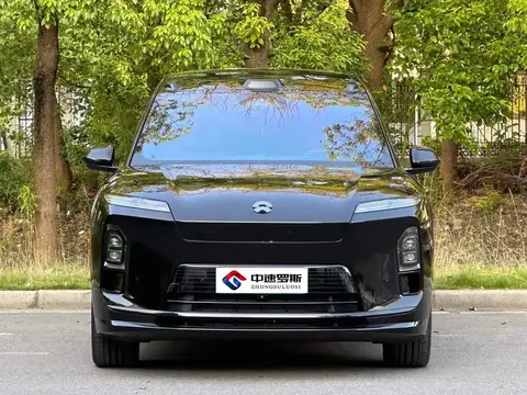 NIO ES8 2026 Six-Seat Executive Luxury Edition