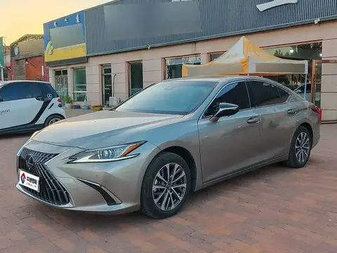 Lexus ES 2021 200 Excellence Edition