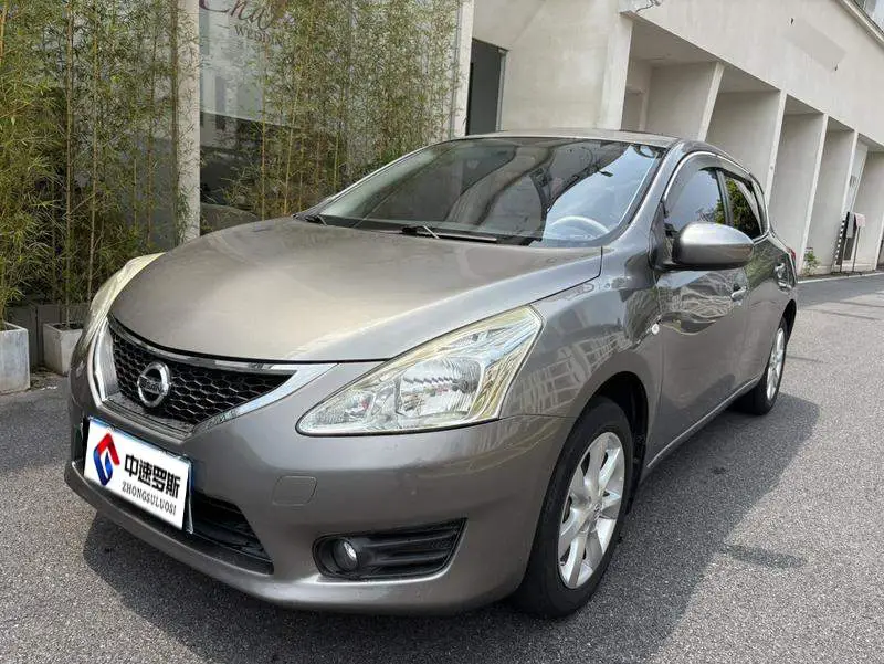 TIIDA 2014 1.6L CVT Intelligent Model