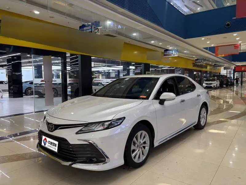 Camry 2023 2.0G Deluxe Edition