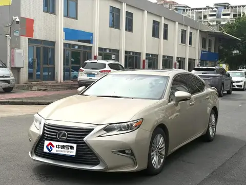 Lexus ES 2015 200 Comfort Edition