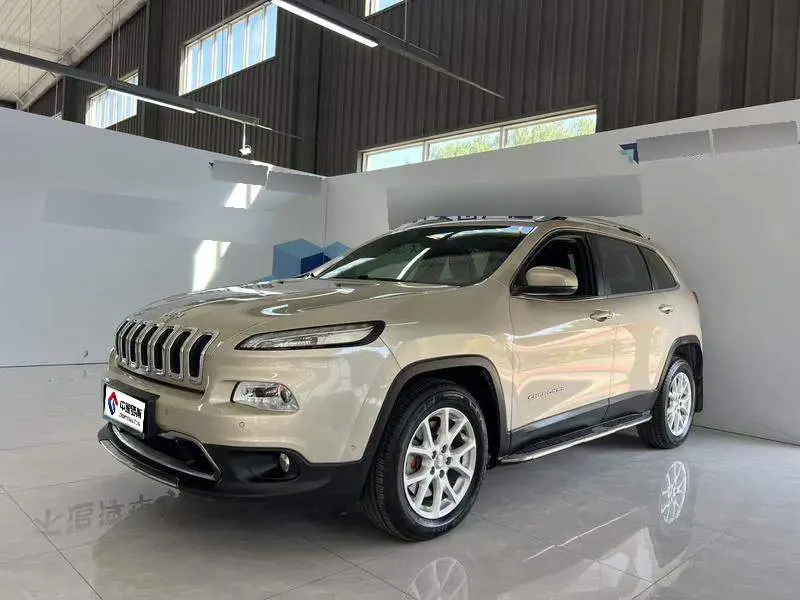 Free Light 2016 2.4L Leading Edition