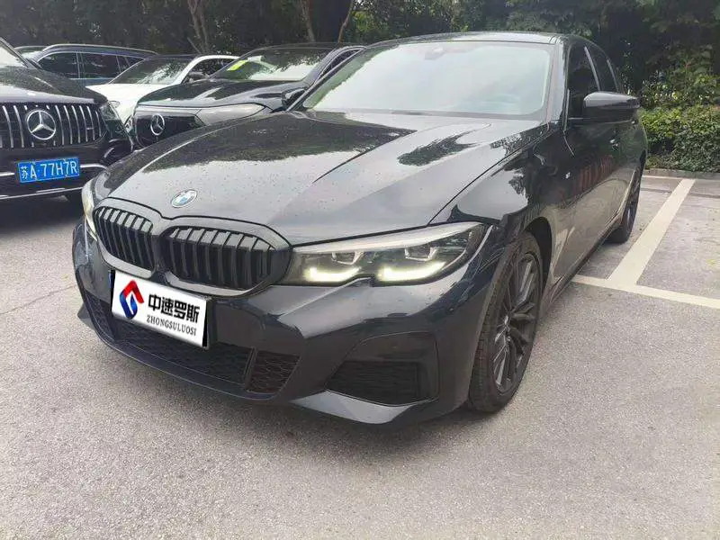 BMW 3 Series 2022 facelift 330i M Sport Night Edition