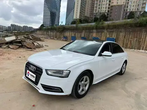 Audi A4L 2013 35 TFSI Automatic Standard รุ่น