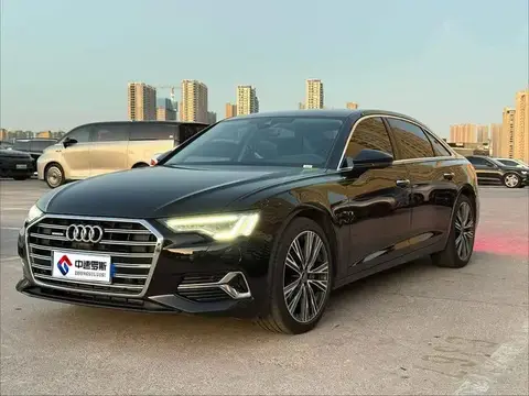 Audi A6L 2023 45 TFSI facelift: Premium Elegance