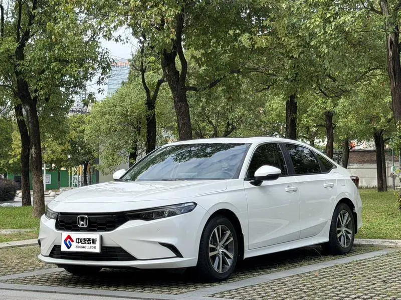Stylish 2023 240TURBO CVT Technology Edition