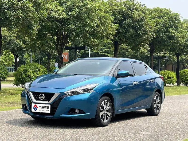 Bluebird 2016 1.6L CVT Cool Edition