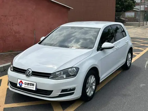 Golf 2016 1.6L Automatic Fashion Model