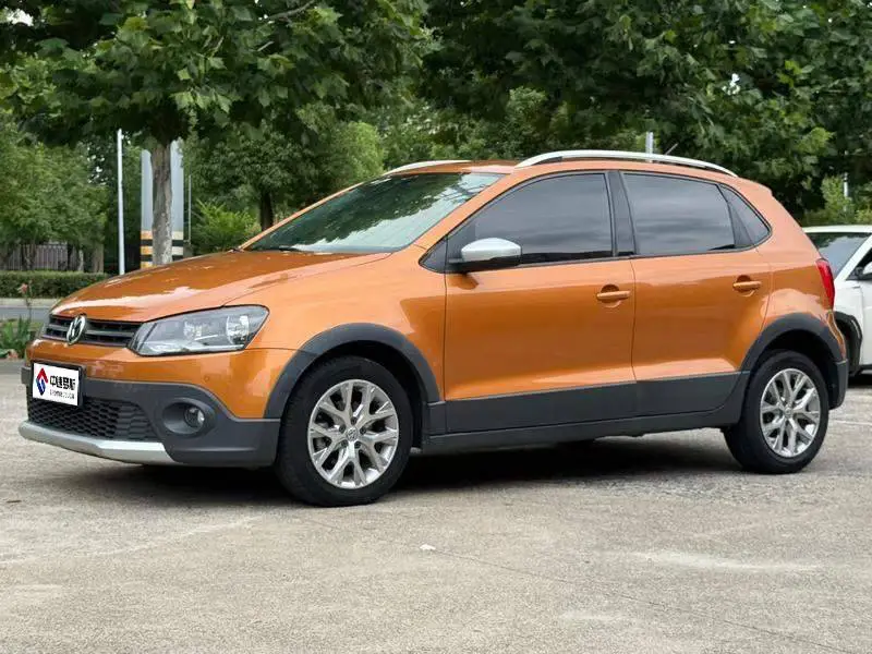 Polo 2014 1.6L Cross Polo Automatic