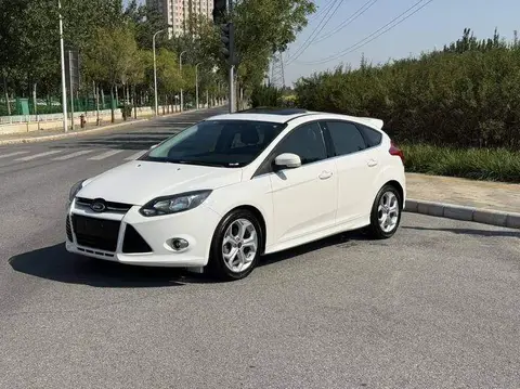 Fox 2012 Hatchback 2.0L Automatic Luxury Sports