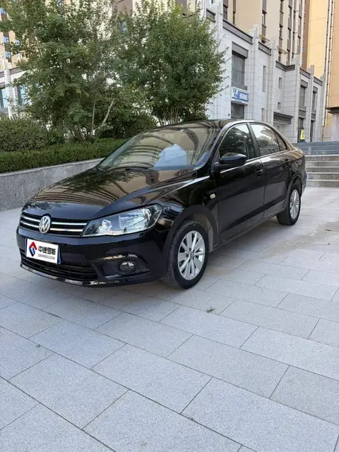 Jetta 2013 1.6L Automatic Luxury รุ่น