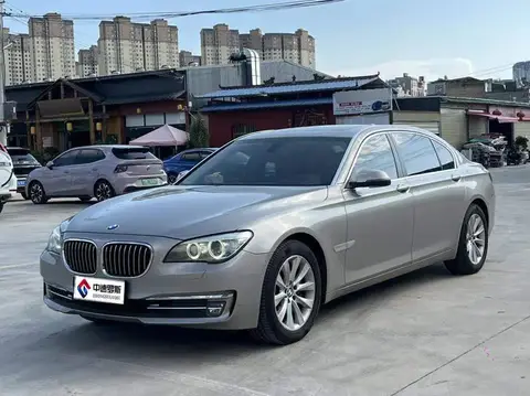 BMW 7 Série 2013 740Li xTransmission
