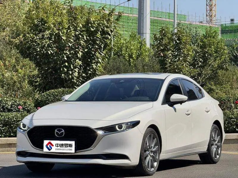 Mazda 3 Angkesaila 2023 2.0L Automatic Premium Edition