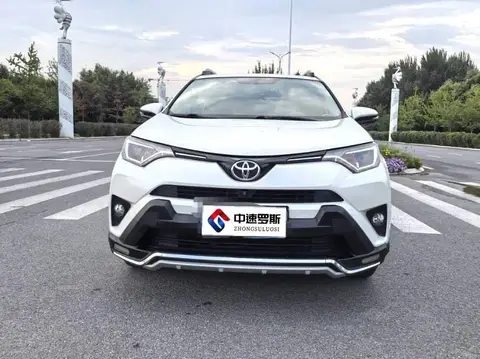 RAV4 Rongfang 2018 2.0L CVT 2WD Fashion X Edition