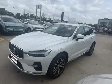 Volvo XC60 2024 B5 4WD Zhiyi Luxury Edition