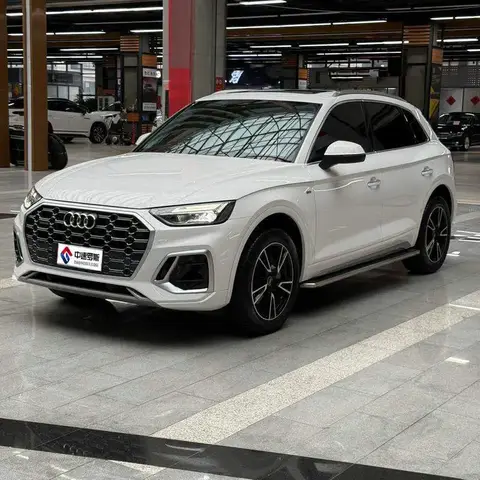 Audi Q5L 2022 40T Fashionable and Dynamic