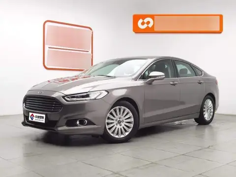 Mondeo 2013 2.0L GTDi200 Luxury Mẫu