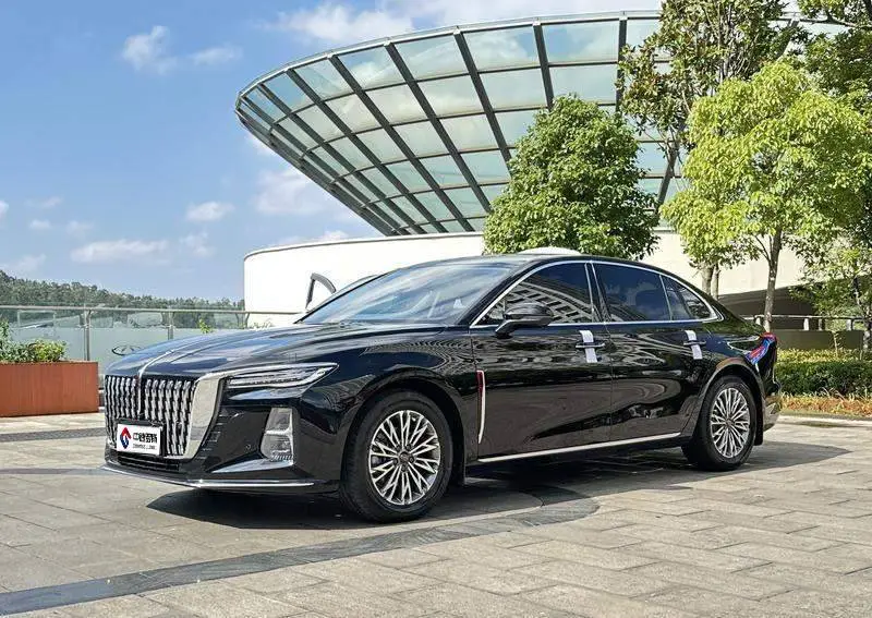 Hongqi H5 2023 1.5T DCT Zhilian Qiyun Edition