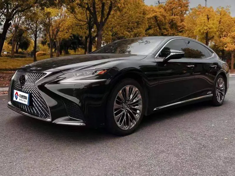 Lexus LS 2018 500h Executive Edition National VI