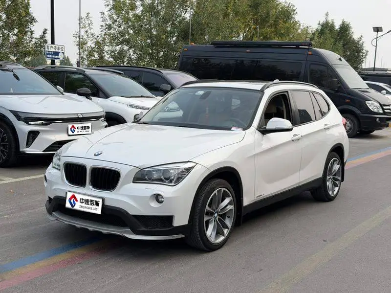 BMW X1 2015 sDrive18i Leading Upgrade Edition
