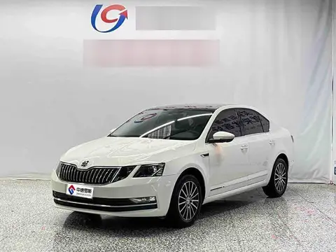 Octavia 2019 1.5L Automatic Intelligent Luxury Edition National VI