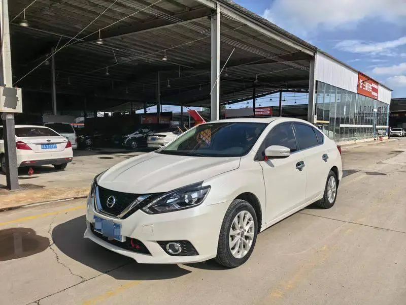 Sylphy 2019 1.6XV CVT Intelligent Link Premium Edition National VI