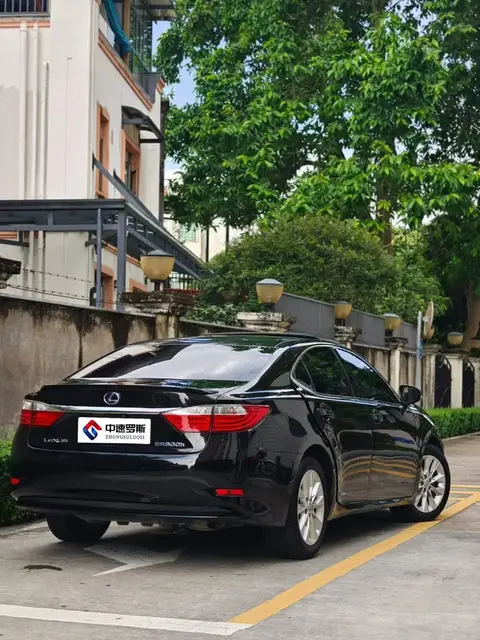 Lexus ES 2013 300h Elite Edition