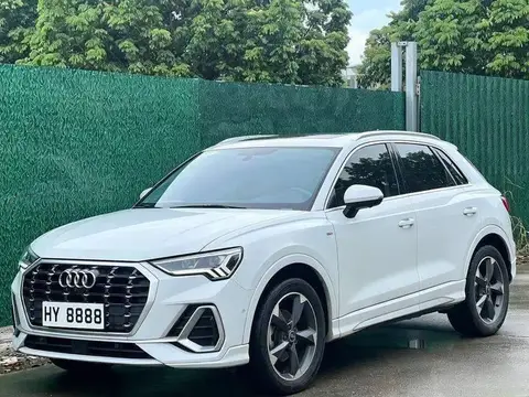 Audi Q3 2021 35 TFSI Stylish and Dynamic