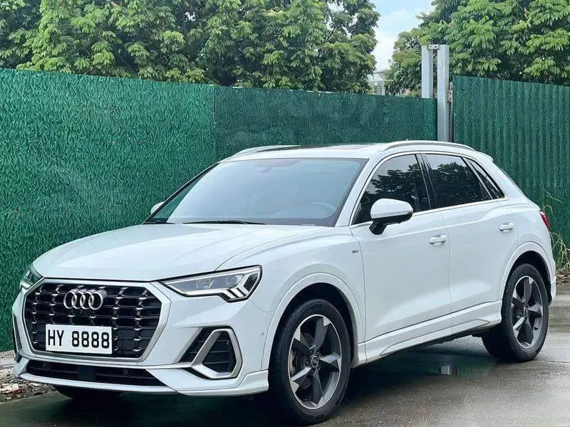 Audi Q3 2021 35 TFSI Stylish and Dynamic