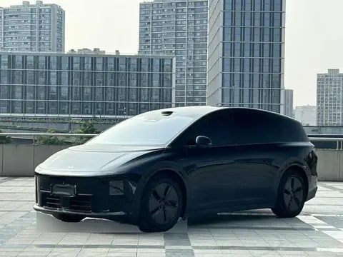 Ideal i8 2025 Standard Edition