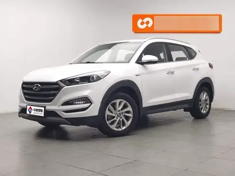 Tucson 2015 1.6T dual-clutch two-wheel drive intelligent model