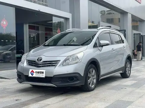 Yizhi 2015 180E CVT Crossover Edition