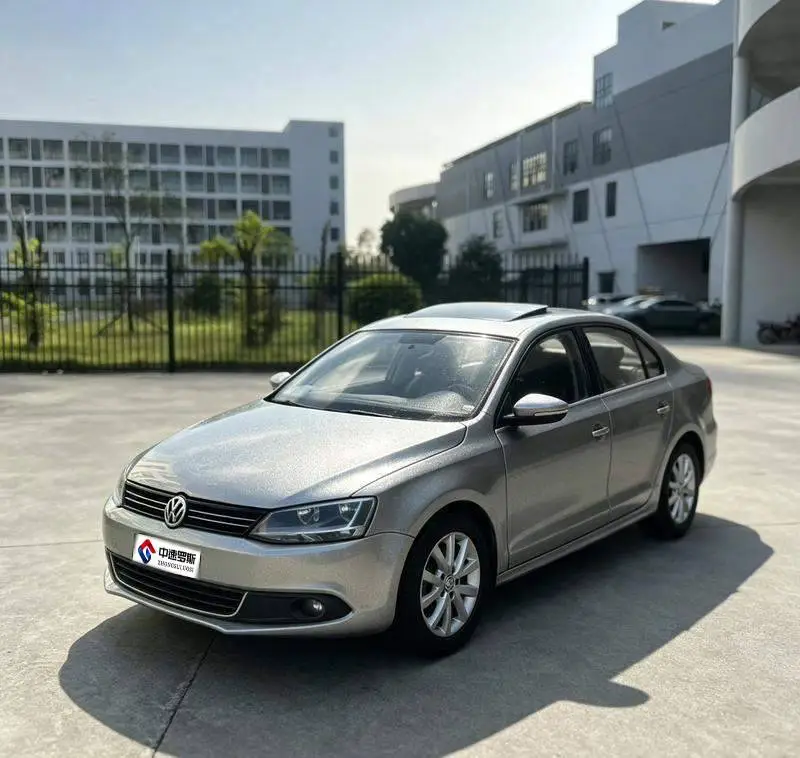 Sagitar 2012 1.6L Manual Comfort