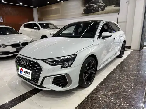 Audi A3 2023 Sportback 35 TFSI facelift: stylish and sporty