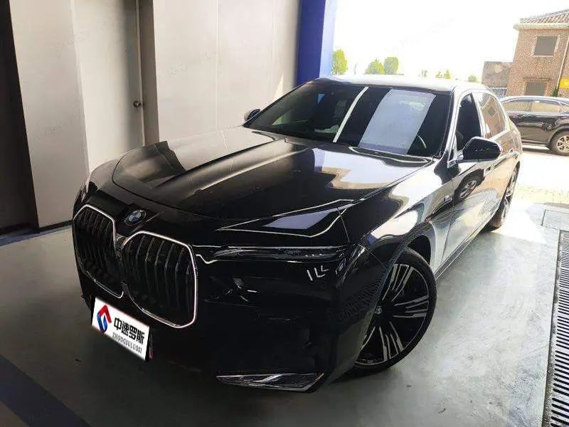 BMW 7 Series 2023 740Li Premium M Sport Package