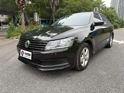 Lavida 2015 1.6L Automatic Fashion Edition