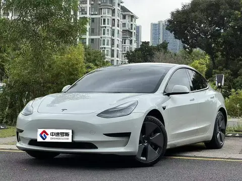 الطراز 3 2022 rear-wheel drive version
