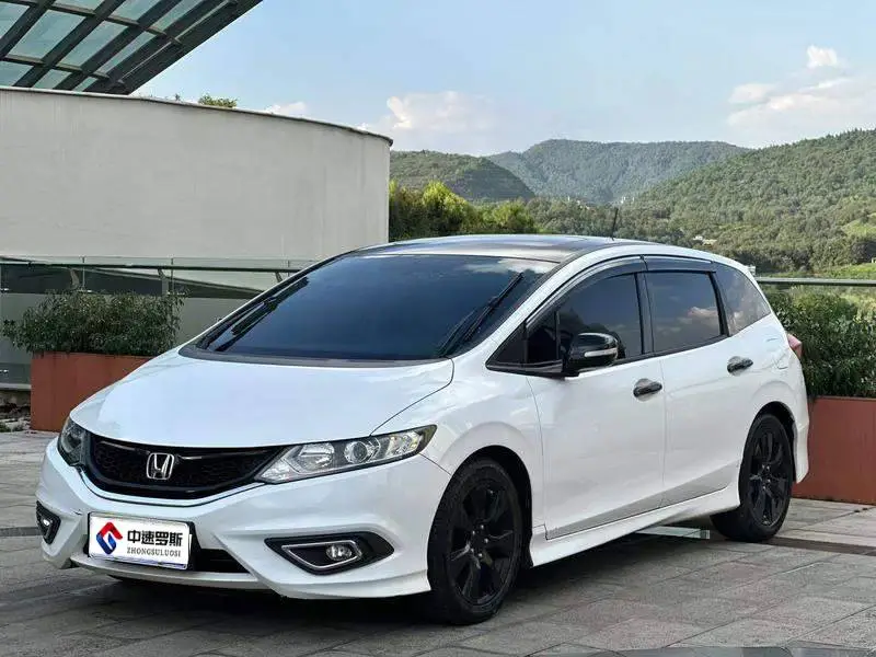 Jed 2014 1.8L Automatic Comfort Elite Edition 5 Seaters