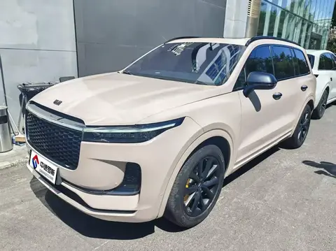 Ideal ONE 2021 Extended Range 6-seater Edition
