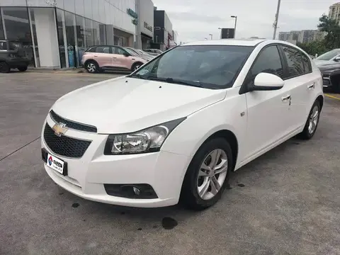 Cruze 2013 Hatchback 1.6L Manual Luxury Model