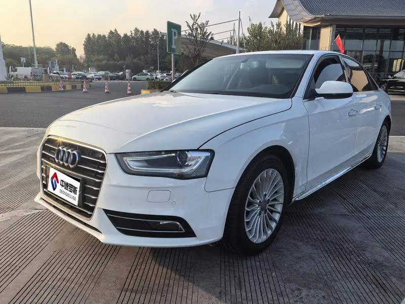 Audi A4L 2016 35 TFSI Collector's Edition Automatic Standard Model