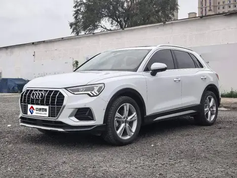 Audi Q3 2022 35 TFSI Progressive Dynamic Edition