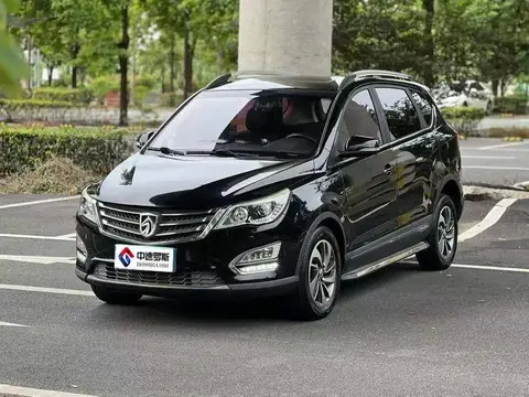 Baojun 560 2016 1.5T Manual Luxury Model