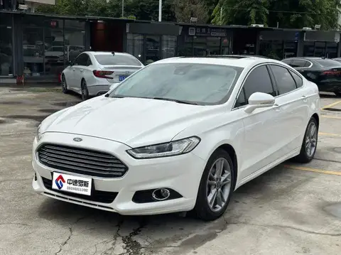 Mondeo 2013 2.0L GTDi240 luxury sports model