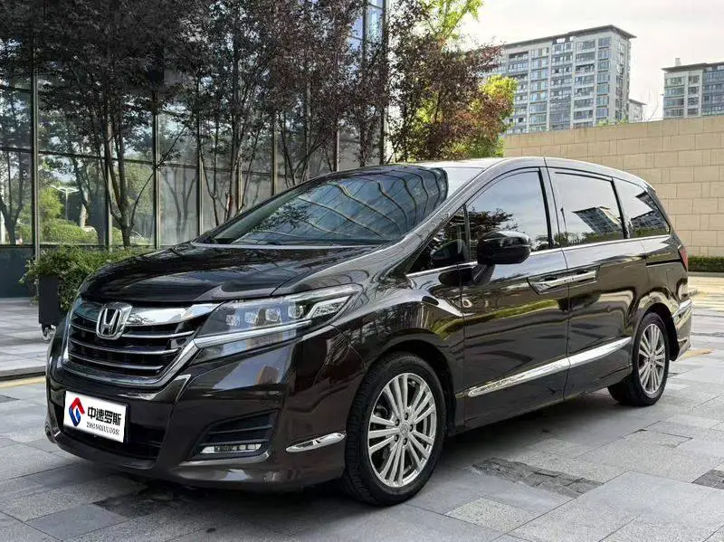 Elysion 2016 2.4L Luxury Edition